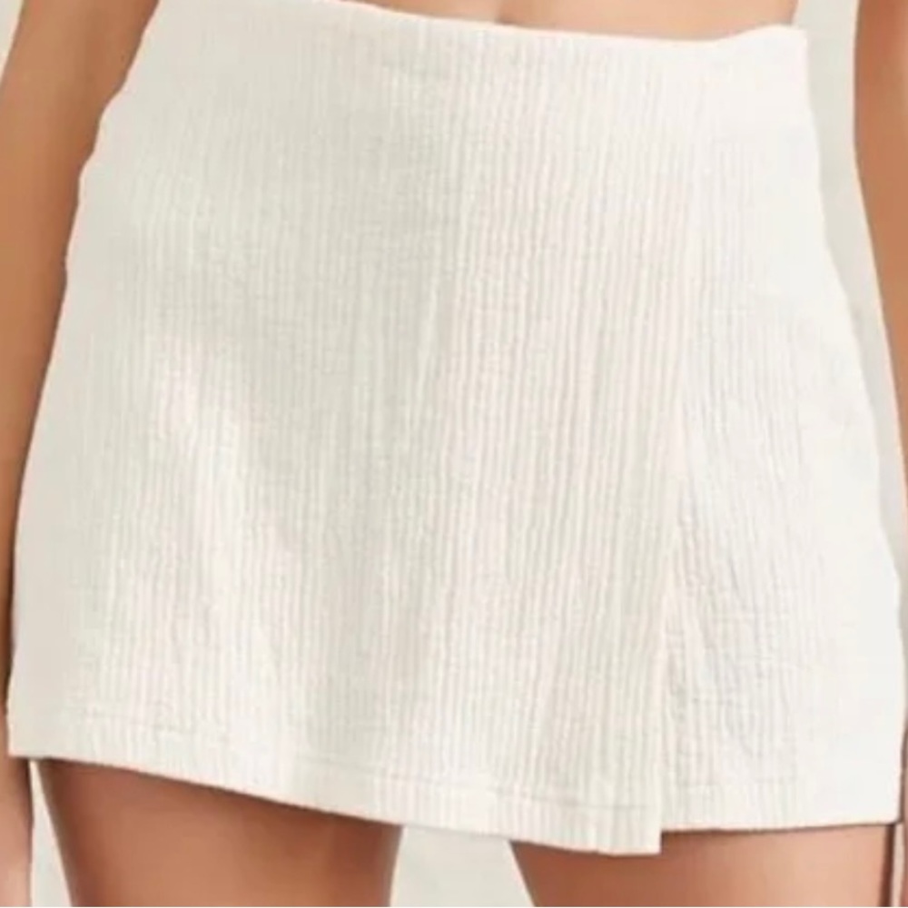 Forever21 Ivory Skort